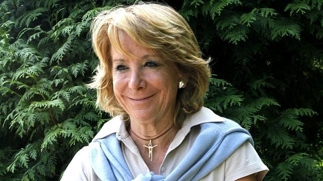 Esperanza Aguirre: «No sé qué hace Zapatero prolongando esta agonía hasta el 20-N»