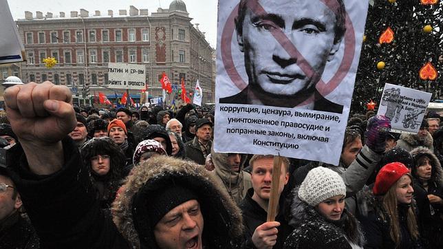 Gorbachov se une a los manifestantes y exige a Putin que se vaya
