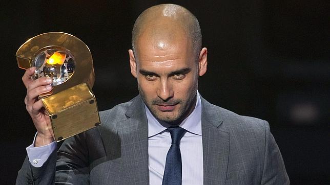 Ibrahimovic votó a Guardiola, Casillas a Cristiano y Holanda se olvidó de España