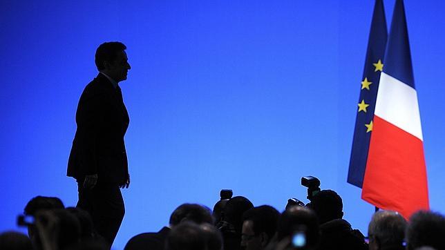 Sarkozy estudia adelantar la salida de Afganistán tras matar un militar afgano a cuatro franceses