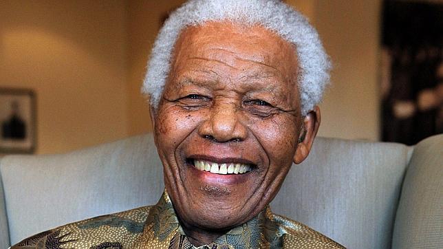 Mandela abandona el hospital