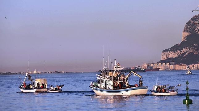 Londres está al tanto del incidente en aguas próximas a Gibraltar y lo investiga