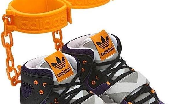 Críticas a Adidas por un modelo de zapatillas que «fomenta la esclavitud»