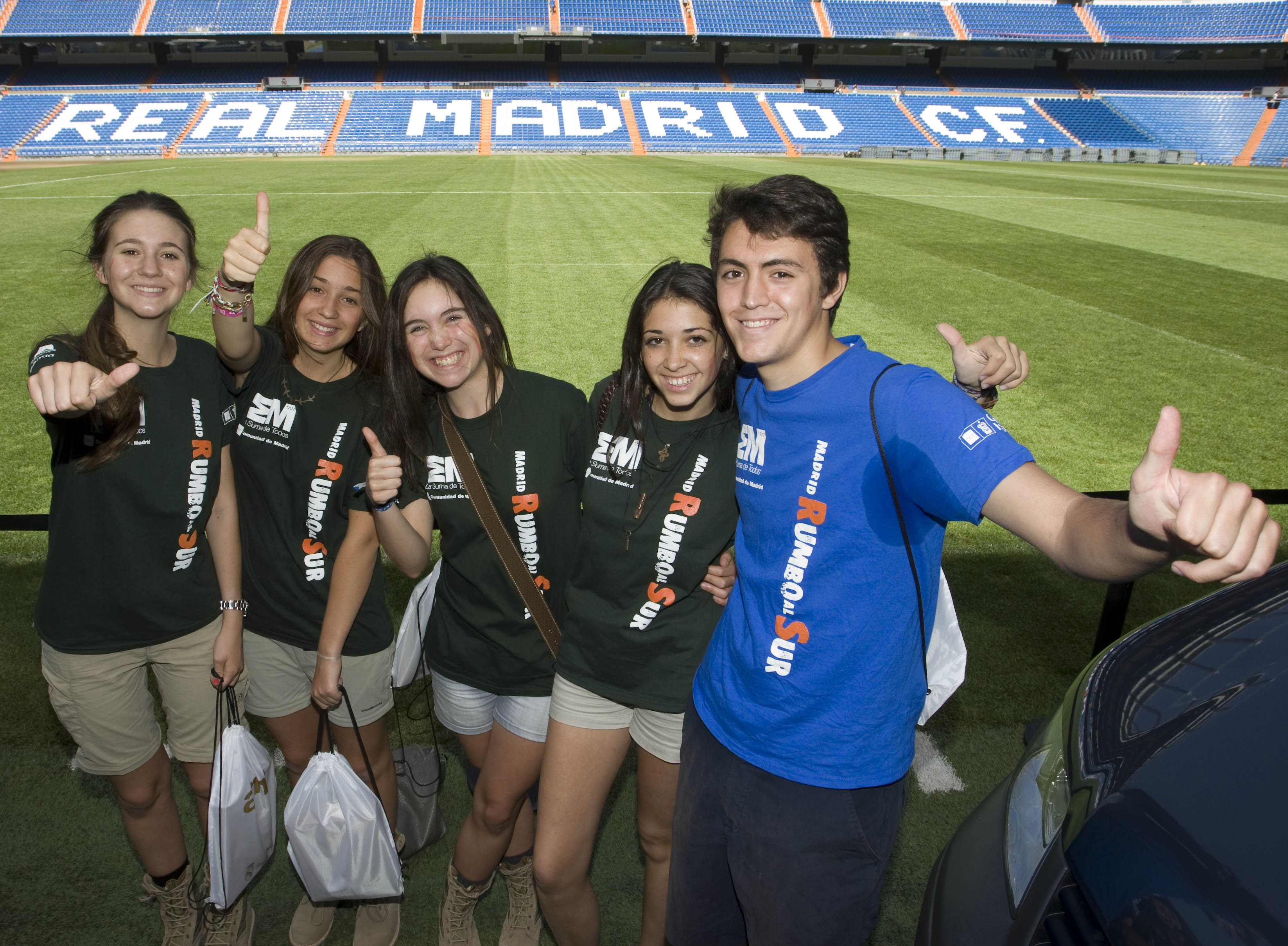 Los 100 Jovenes De Madrid Rumbo Al Sur Inician Hoy Su Viaje A Camerun