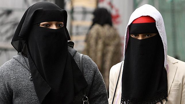 Egipto lanza un nuevo canal de TV con presentadoras con velo integral