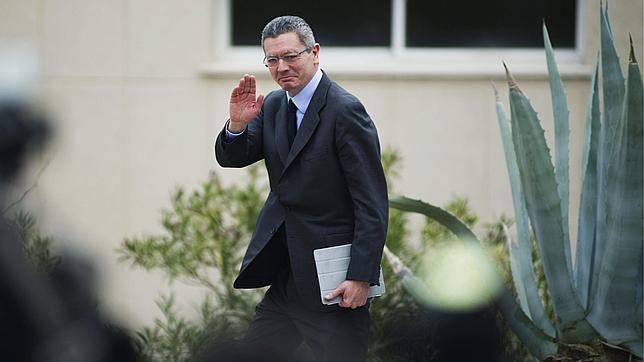 Jueces y fiscales piden en una carta a Rajoy que intervenga ante la política de «imposición» de Gallardón