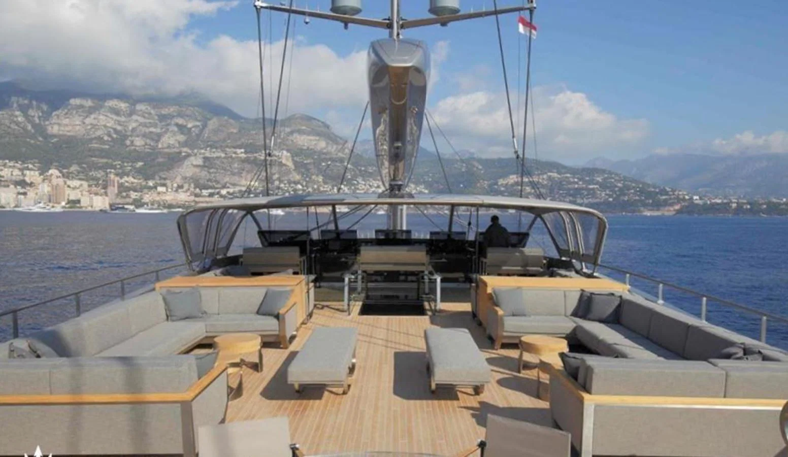 basis 1 yacht mohammed 6