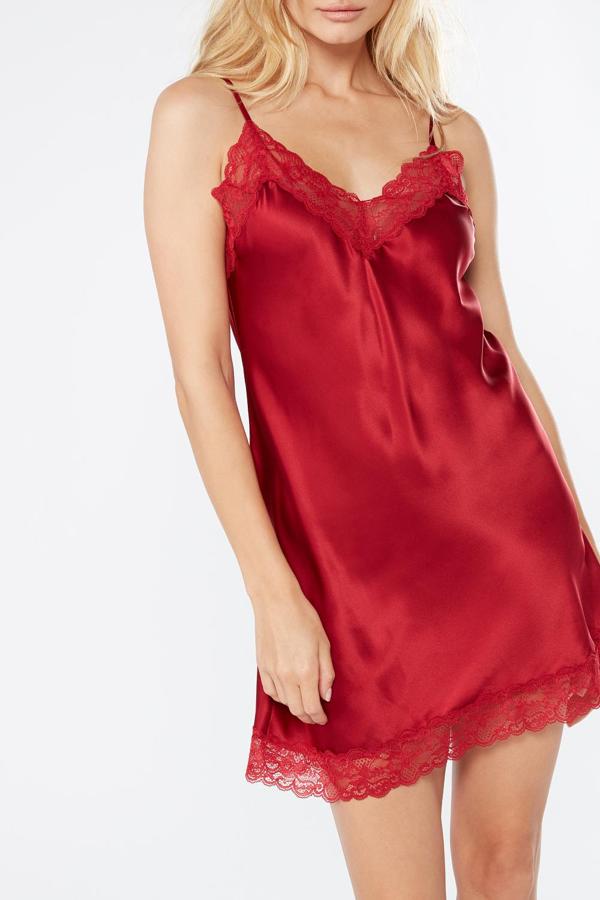 La Lencer a Roja M s Sexy Para Atraer La Suerte En 2020 la-lencer-a-roja-m-s-sexy-para-atraer-la-suerte-en-2020