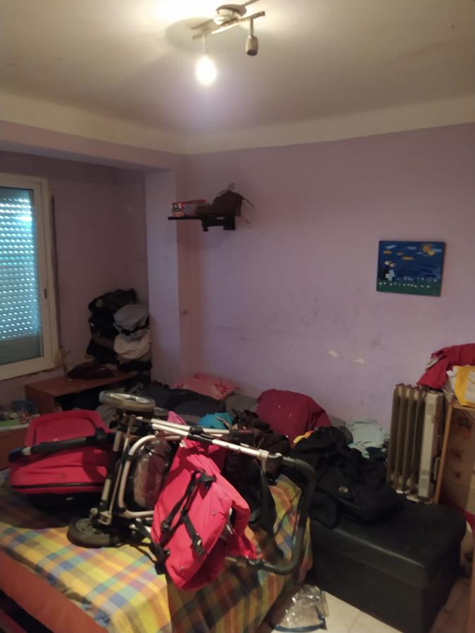 Destrozos y podredumbre: Así quedó la casa ocupada de Mataró