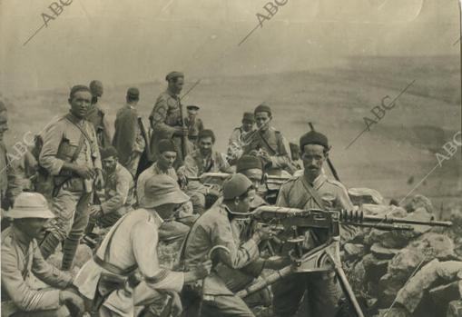 The group of machine guns of the Regulars of Ceuta.