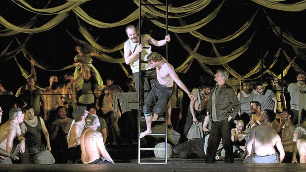 Escena de la ópera «Billy Budd»