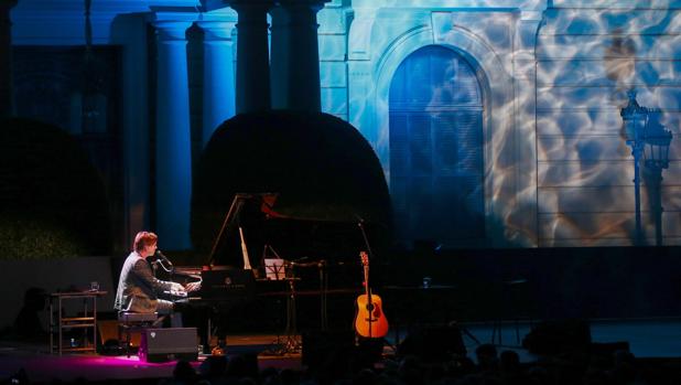 Rufus Wainwright, anoche durante su actución en Barcelona