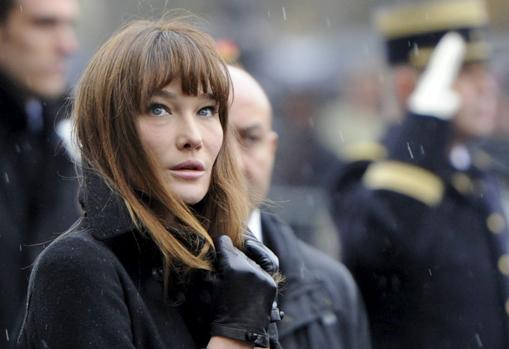 Carla Bruni, la conmemoración del 92 aniversario del armisticio de la Primera Guerra Mundial en París