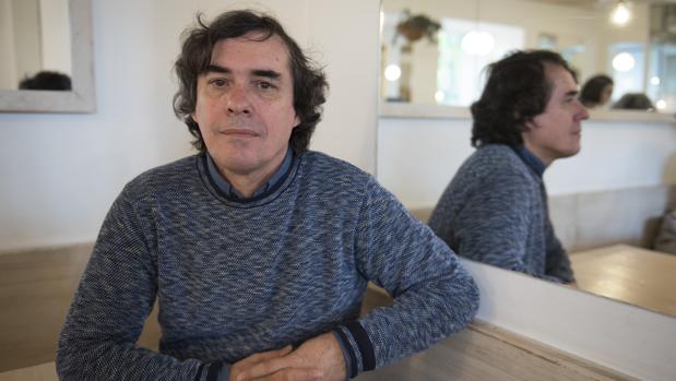 El escritor rumano Mircea Cartarescu, fotografiado en Madrid poco antes de la entrevista