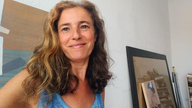 Montse Gómez Osuna en su estudio
