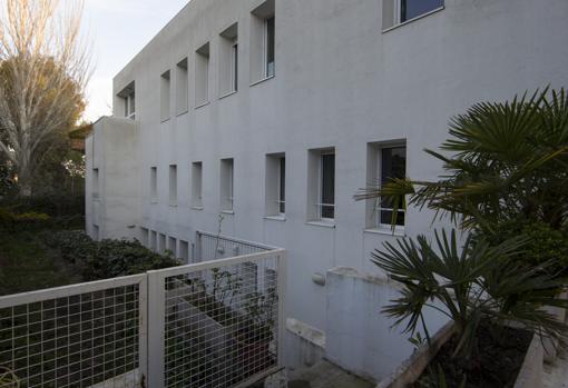 Detalle de la fachada de la vivienda-taller de Gómez-Osuna