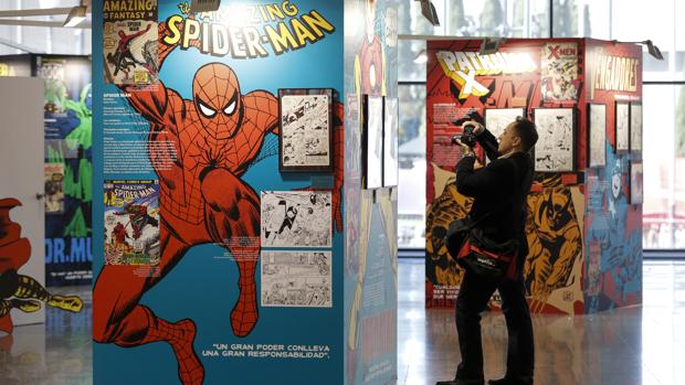 Detalle de la exposición dedicada a Stan Lee