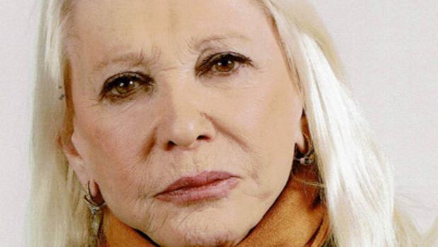 La escritora Carmen de Icaza Zabálburu