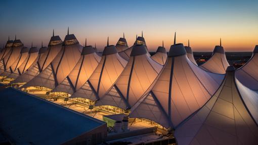 Ciudad: Denver (EE.UU.). Arquitecto: Fentress Architects.
