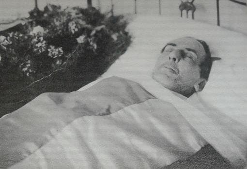 Antonio Machado, fotografiado poco después de su muerte en Colliure, el 22 de febrero de 1939