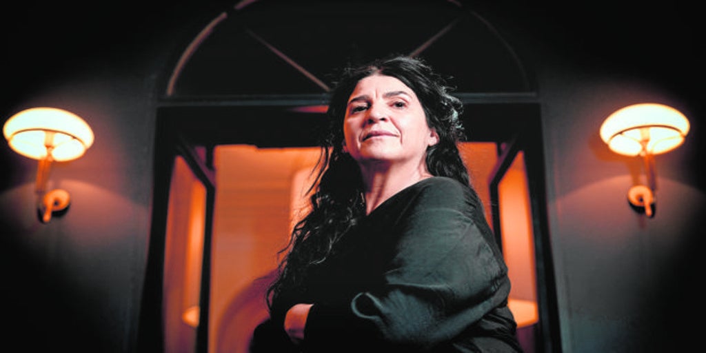 Lita Cabellut: «No podemos besar la belleza si no hemos pisado el tapiz de las angustias»
