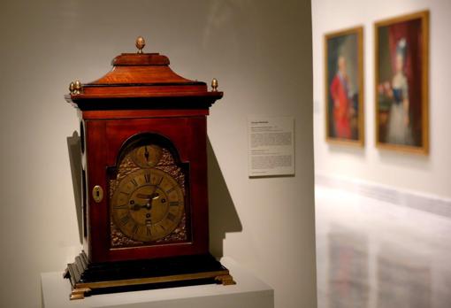 English table clock, made by ThomasWindmills