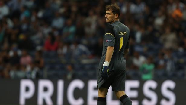ÍKer Casillas, guardameta del Oporto