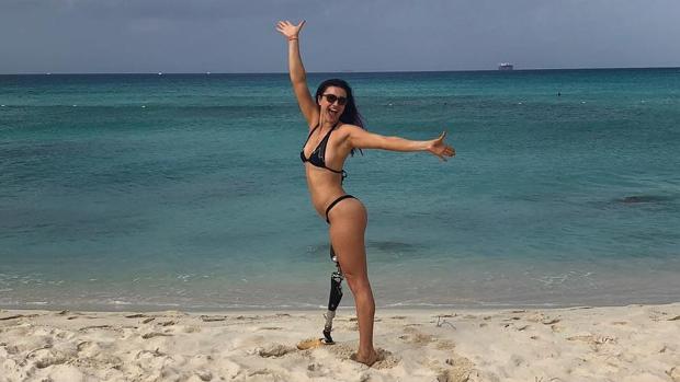 Brenna Huckaby, en una de sus fotos en la playa