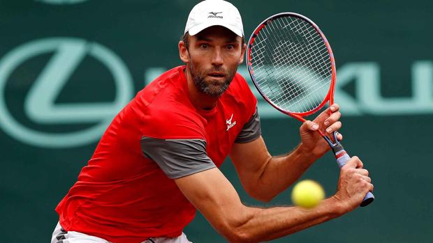 ¿Cuánto mide Ivo Karlovic? Dasev8rXUAEtRke-kR7C--620x349@abc