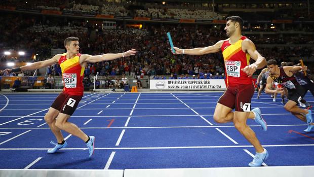 Bronce con sabor glorioso y agrio para España en el relevo 4x400