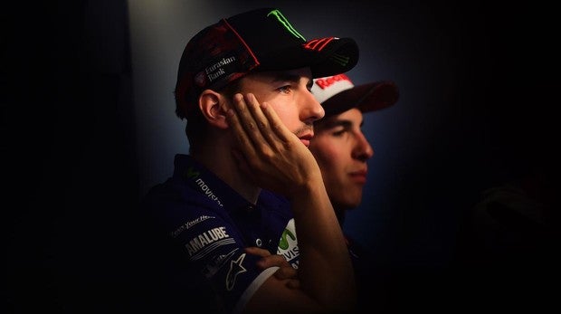 Jorge Lorenzo, junto a Marc Márquez en una rueda de prensa