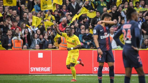 Waris celebra el segundo gol de la tarde