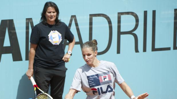 Karolina Pliskova, con su entrenadora, Conchita Martínez