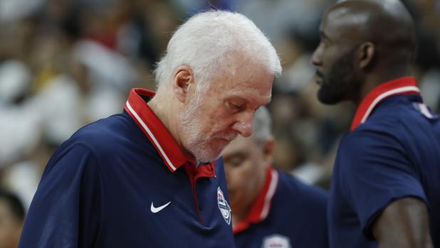 Popovich, cabizbajo tras la derrota