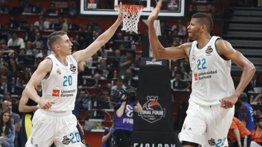Últimos triples con Jaycee Carroll