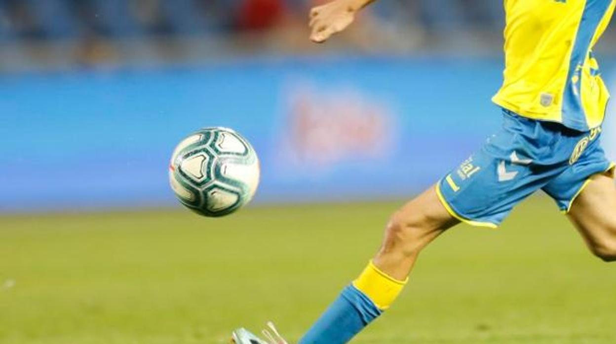 Burnley Vs Fulham Aplazado : Manchester City No Da Opcion A Chelsea Y Acaricia Zona Champions ...