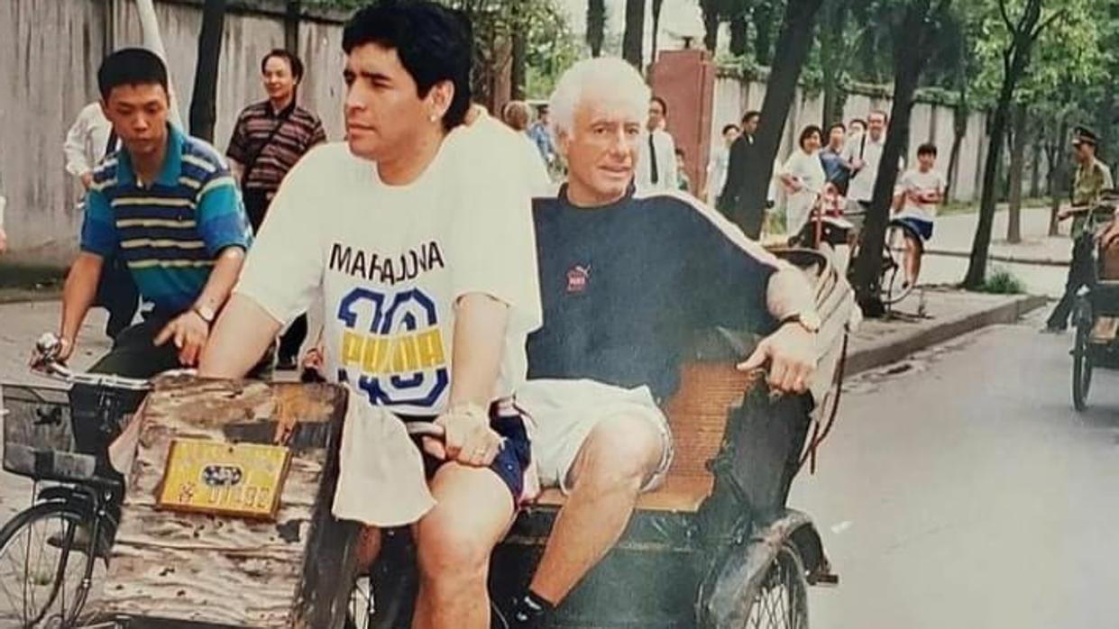 Guillermo Coppola, el íntimo amigo de Maradona: «Diego se preguntaba qué jugador habría llegado a ser sin las drogas»