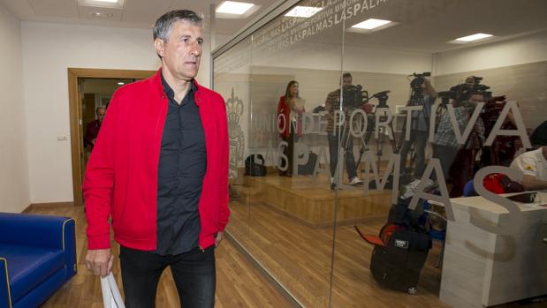 Quique Setién enttenó al Barcelona durante el último tramo de la pasada temporada