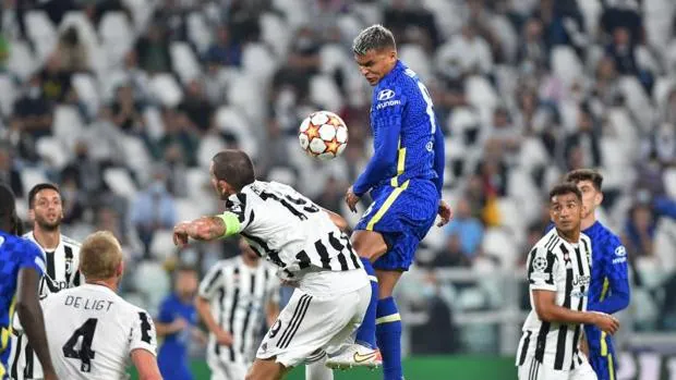Juventus 1 - Chelsea 0: Chiesa somete al campeón