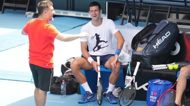 Australia investiga irregularidades en las declaraciones y la documentación  de Djokovic