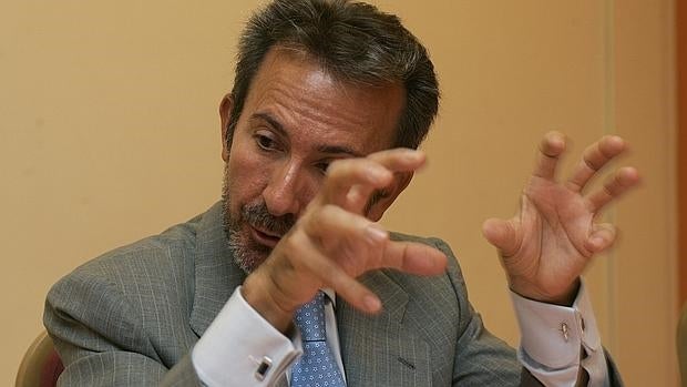 Francisco Briones, expresidente de Fórum Filatélico