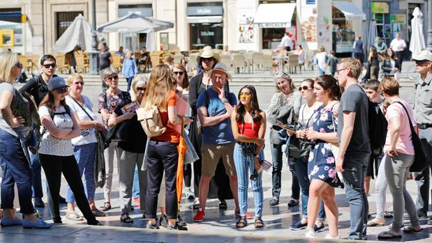 Turistas en el centro de Valencia