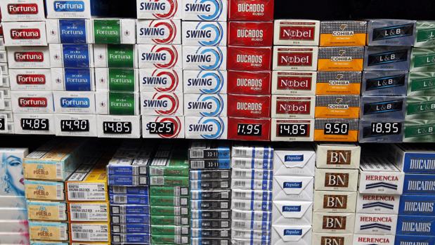 Las autoridades han multado con 15,3 millones de euros a Philip Morris, con 11,4 millones a Altadis y con 10 millones a JTI,