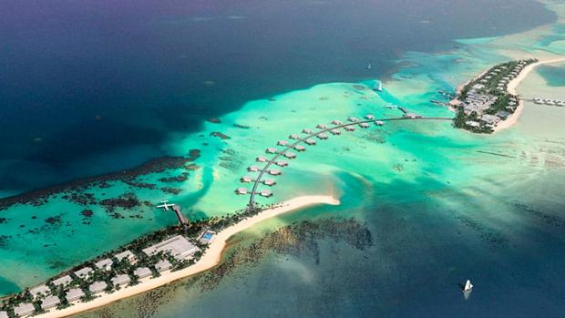 El complejo hotelero en el Atolón Dhaalu de las Islas Maldivas