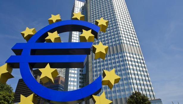 El Euribor bajará en mayo por tercer mes, hasta el -01,31%