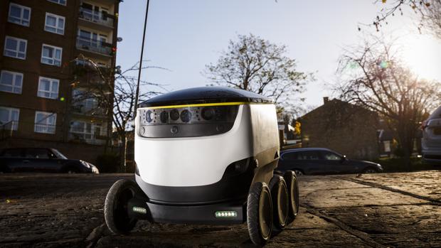 Just Eat realizó una prueba piloto con robots repartidores en Londres, en 2016