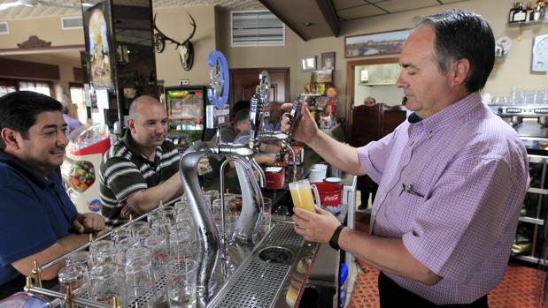El 67% de la cerveza consumida en 2018 se hizo en un bar o restaurante
