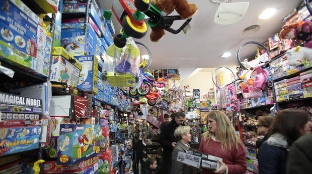 mercado de juguetes en el centro