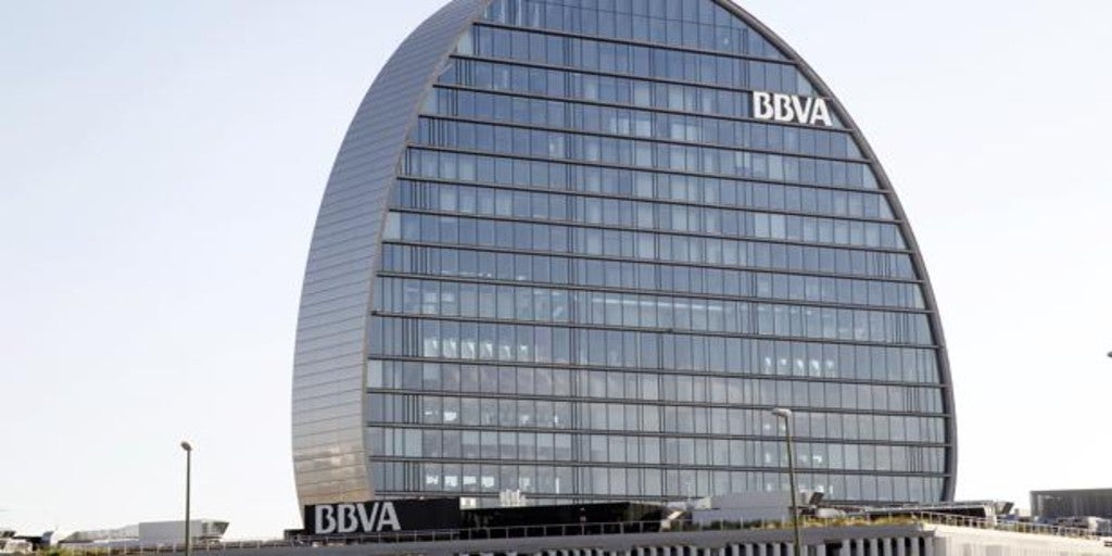 Standard & Poor's avisa ya a BBVA de que el caso Villarejo puede afectar a su «rating»