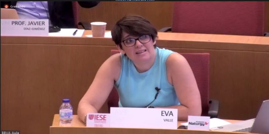 La ex directora de la Oficina Económica cree «muy ambiciosos» los objetivos de la transición energética